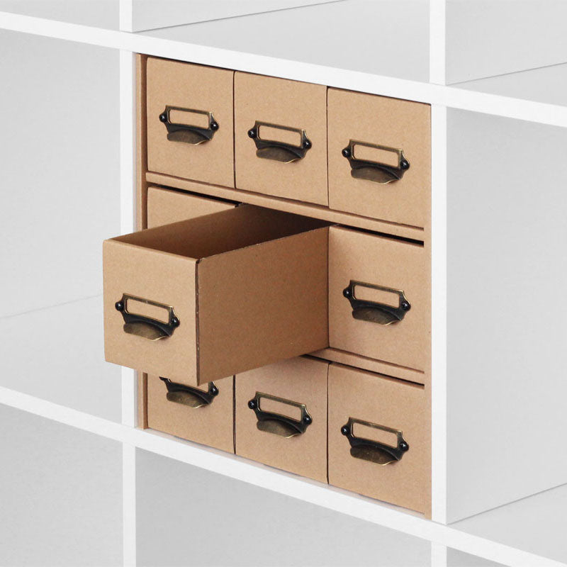 Mini-Kommode für das Kallax Regal mit 9 Schubladen aus Pappkarton und Etikettenhalter - Vintage Look
