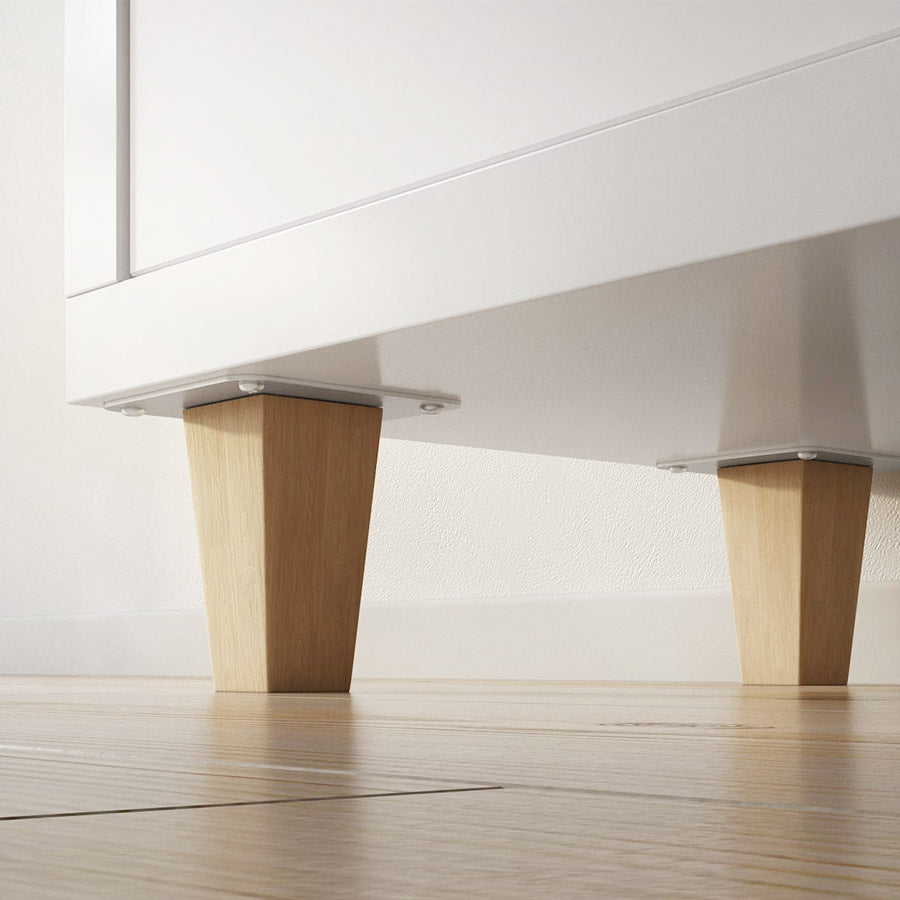 Pyramidenförmiges Kallax Bein mit robuster Befefestigungsplatte