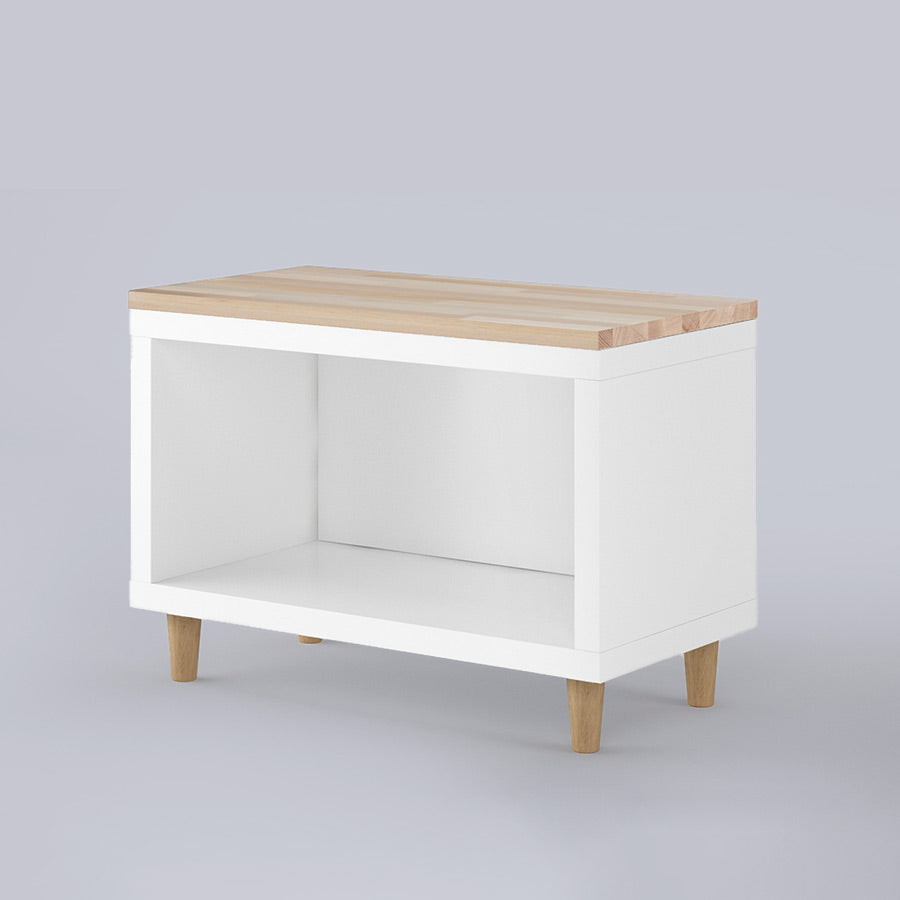 Kleines 2-er Kallax wird zum Mini-Sideboard: Rückwand verschließt zwei zusammenhängende Kallax Fächer von hinten