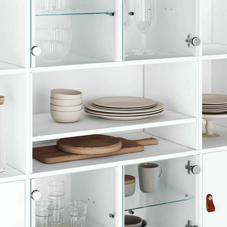 2 Kallax Fächer werden zu einem großen Fach. Hier passen nun auch große Holzbretter hinein.