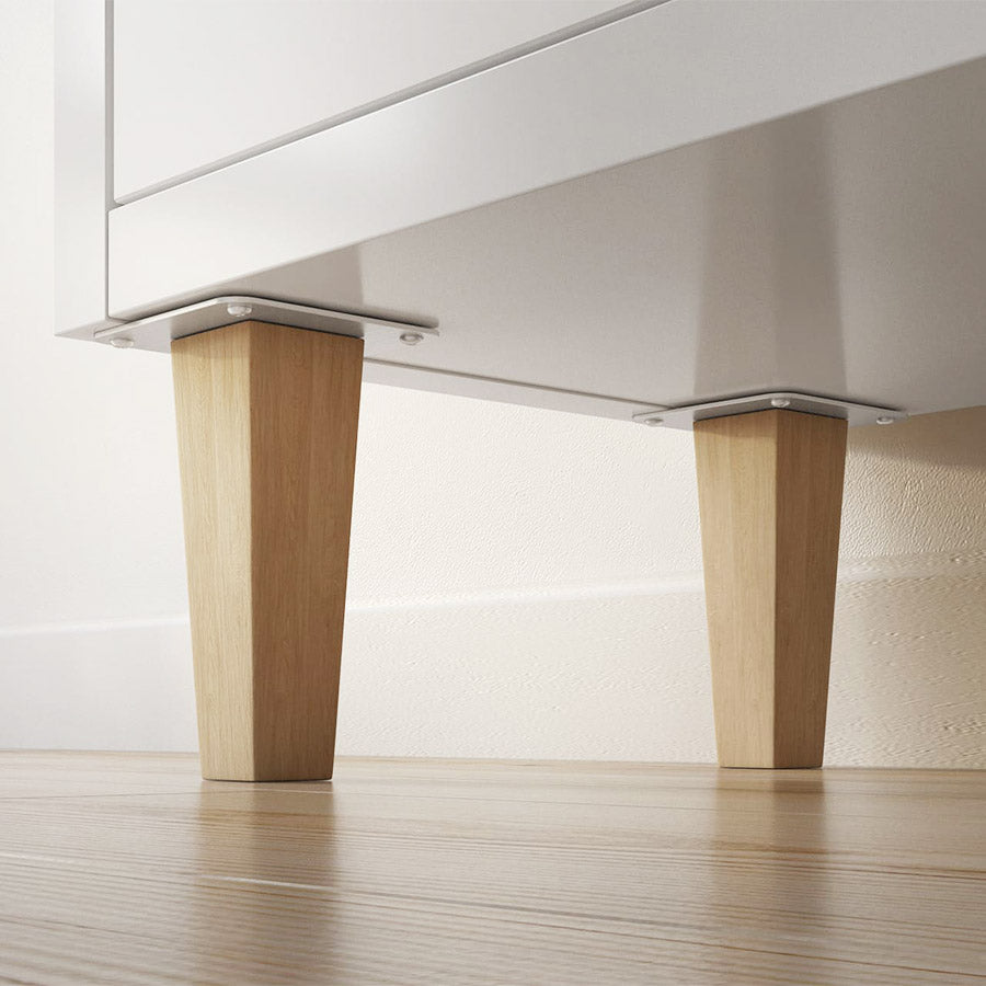 IKEA Schrankfüße mit einer Höhe von 16 cm.