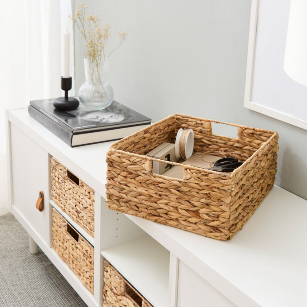 4 halbe und geflochtene Aufbewahrungskörbe für IKEA Kallax Regale.