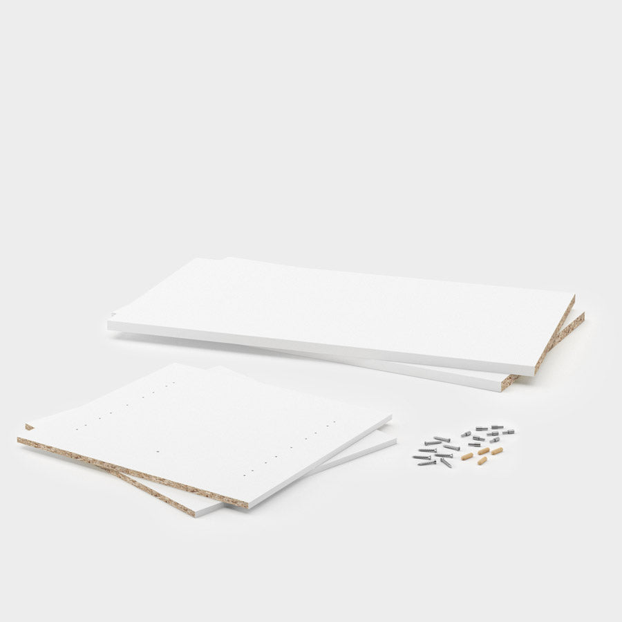 Weiße Bretter und Montagematerial für einen großen Kallax Einsatz, um das IKEA Regal z. B. als TV Lowboard zu verwenden.